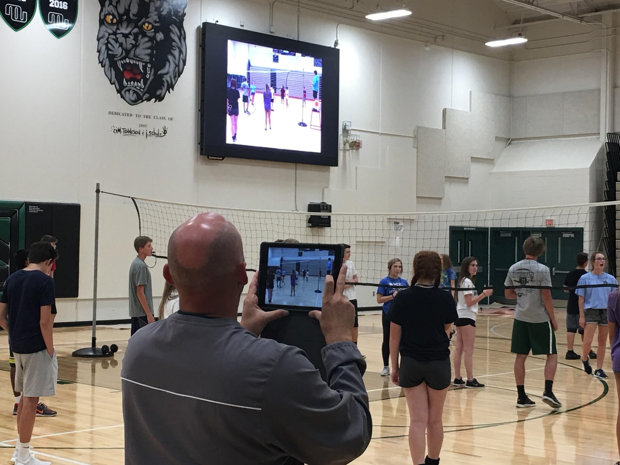 Millard West Gym Class Live Video Feed